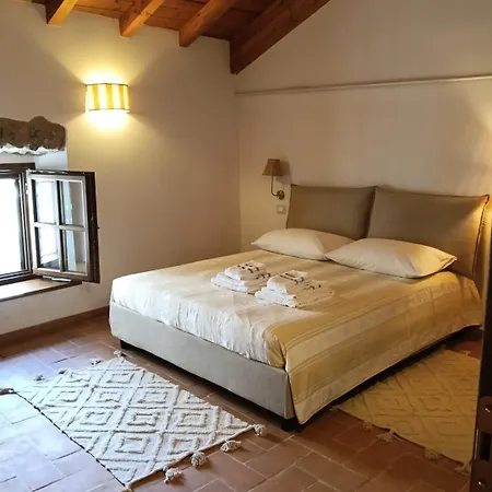 Casa Il Borgo 1 *